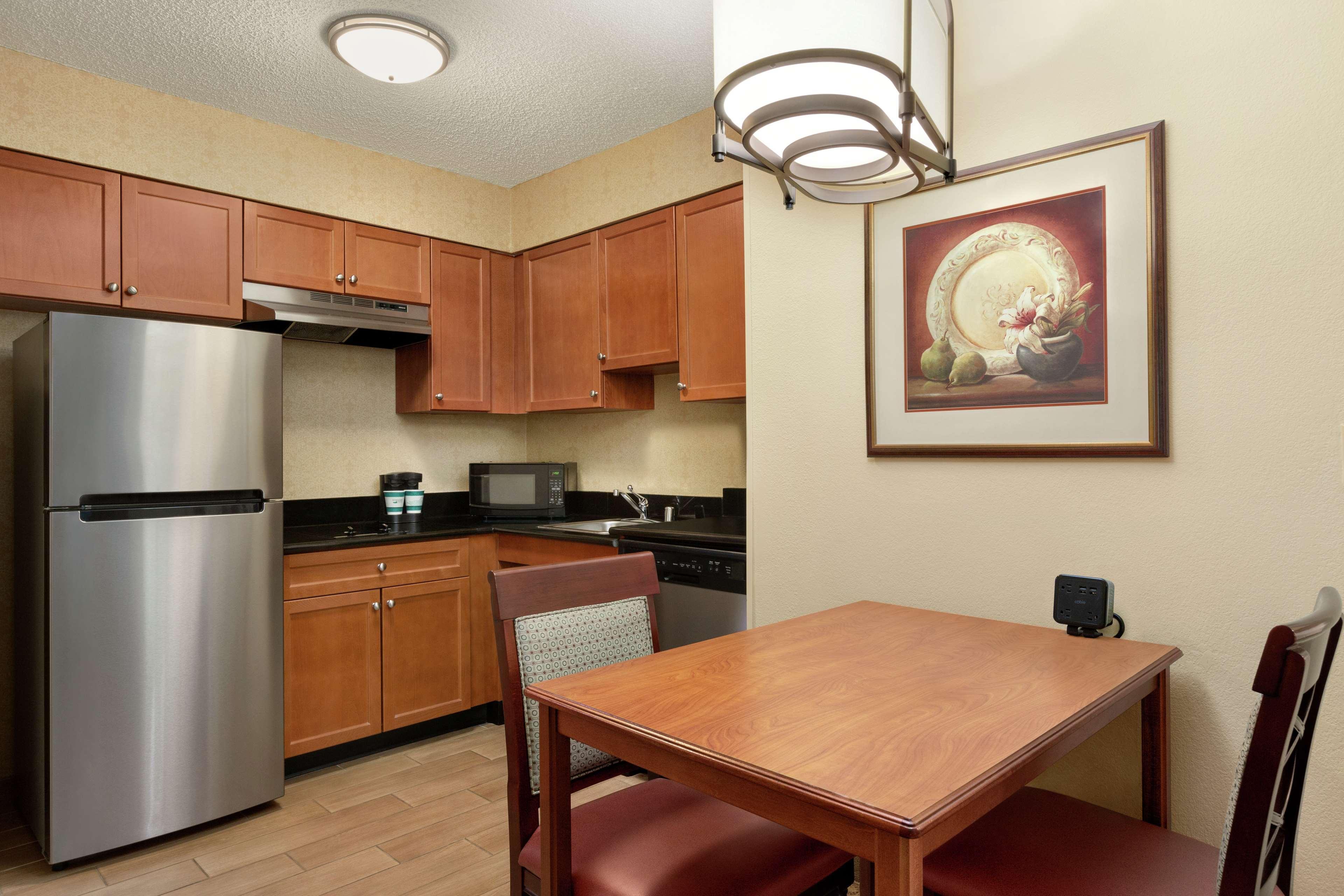 Homewood Suites By Hilton Dallas-Park Central Area Exteriör bild