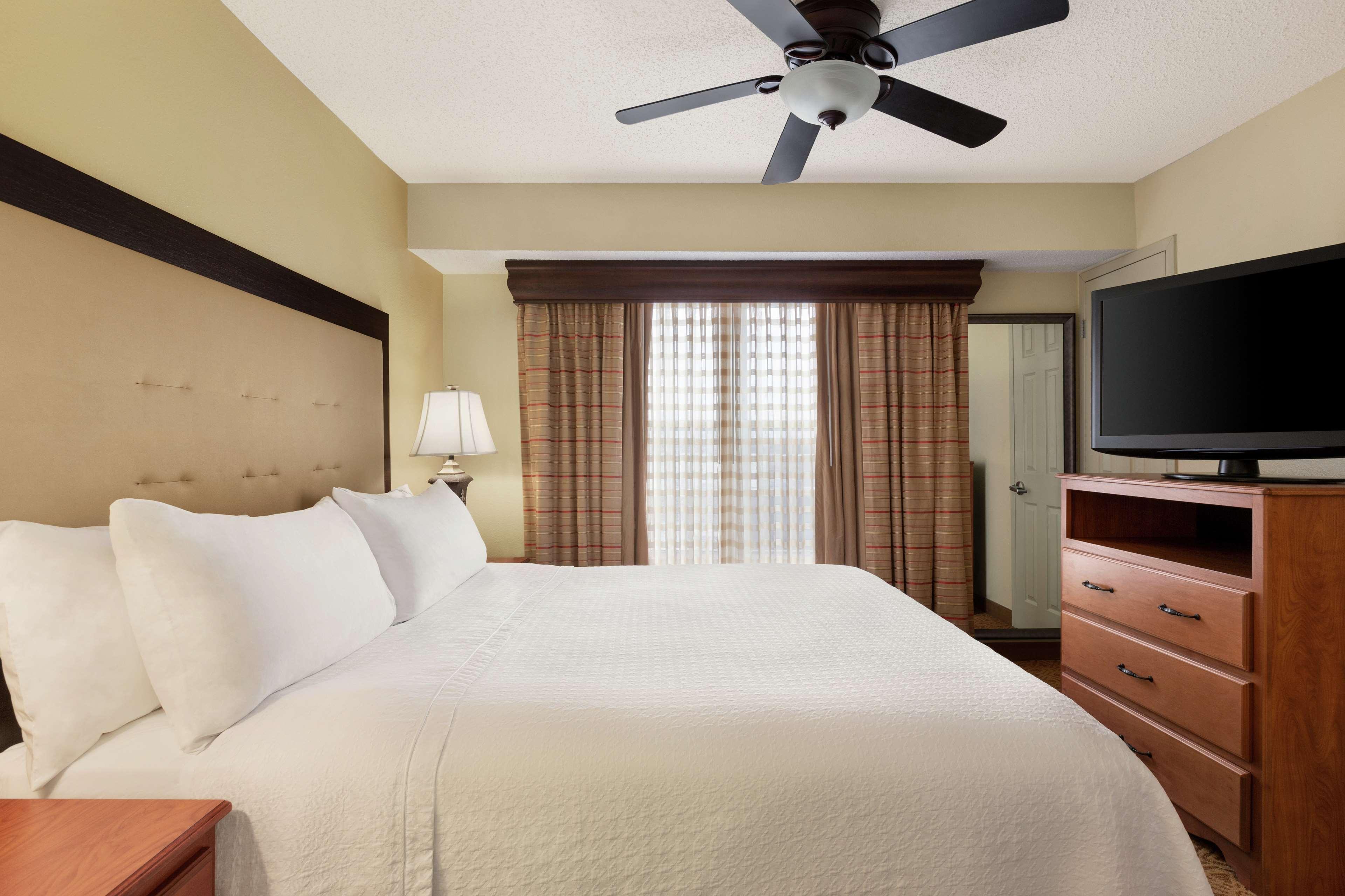 Homewood Suites By Hilton Dallas-Park Central Area Exteriör bild