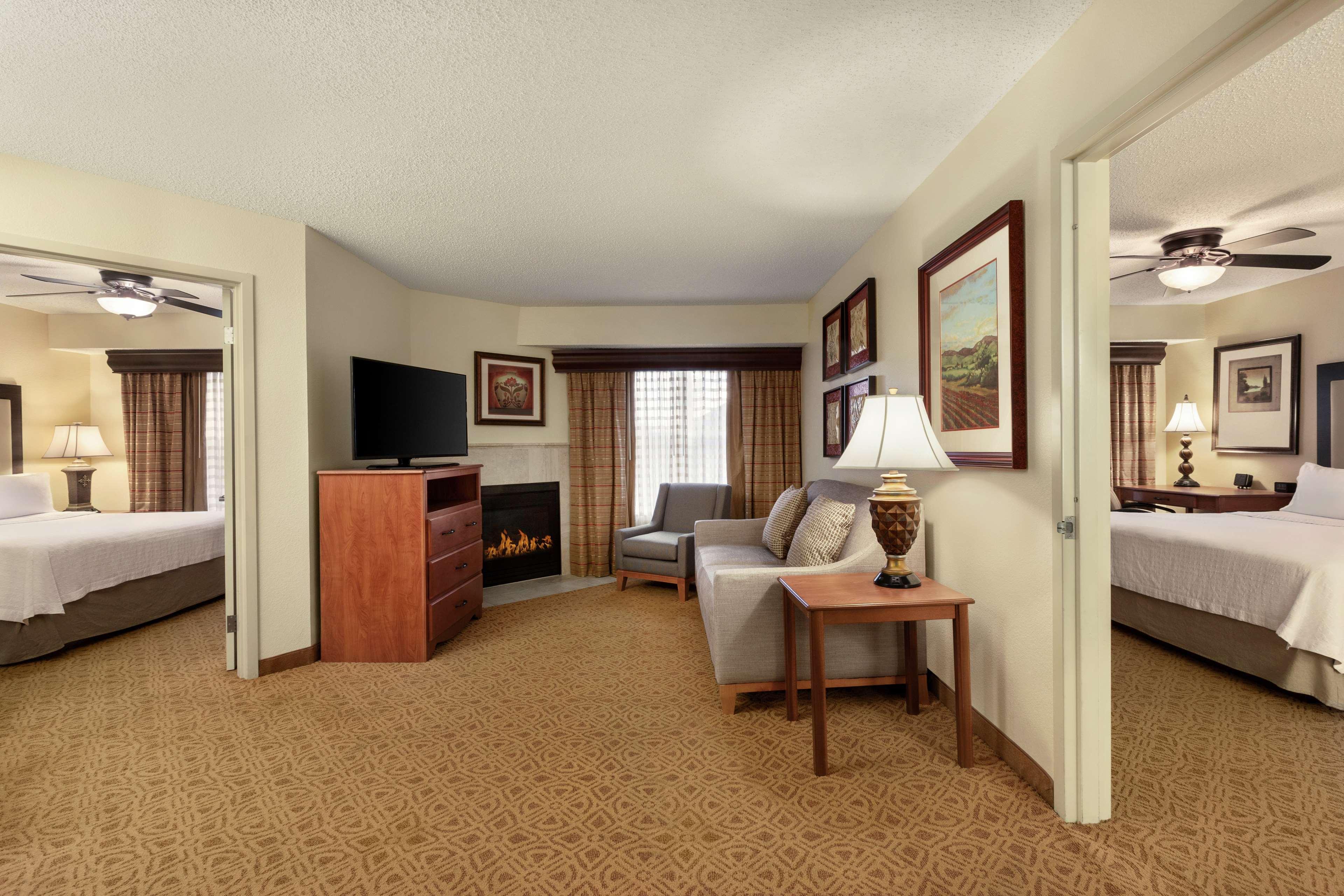 Homewood Suites By Hilton Dallas-Park Central Area Exteriör bild