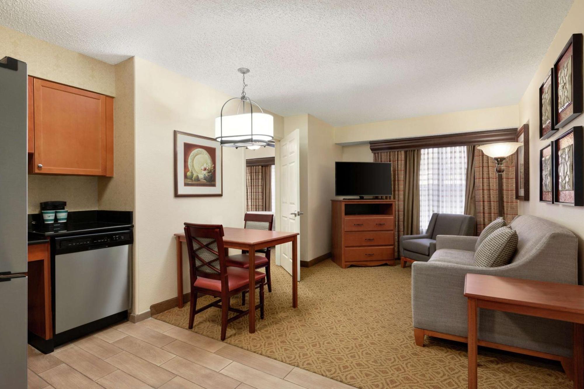 Homewood Suites By Hilton Dallas-Park Central Area Exteriör bild